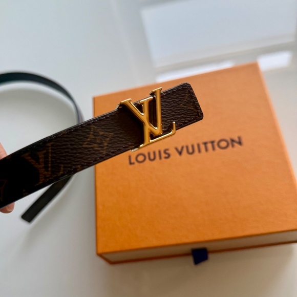 Louis Vuitton LV Iconic 20mm Reversible Belt - Size 85 CM main image 5